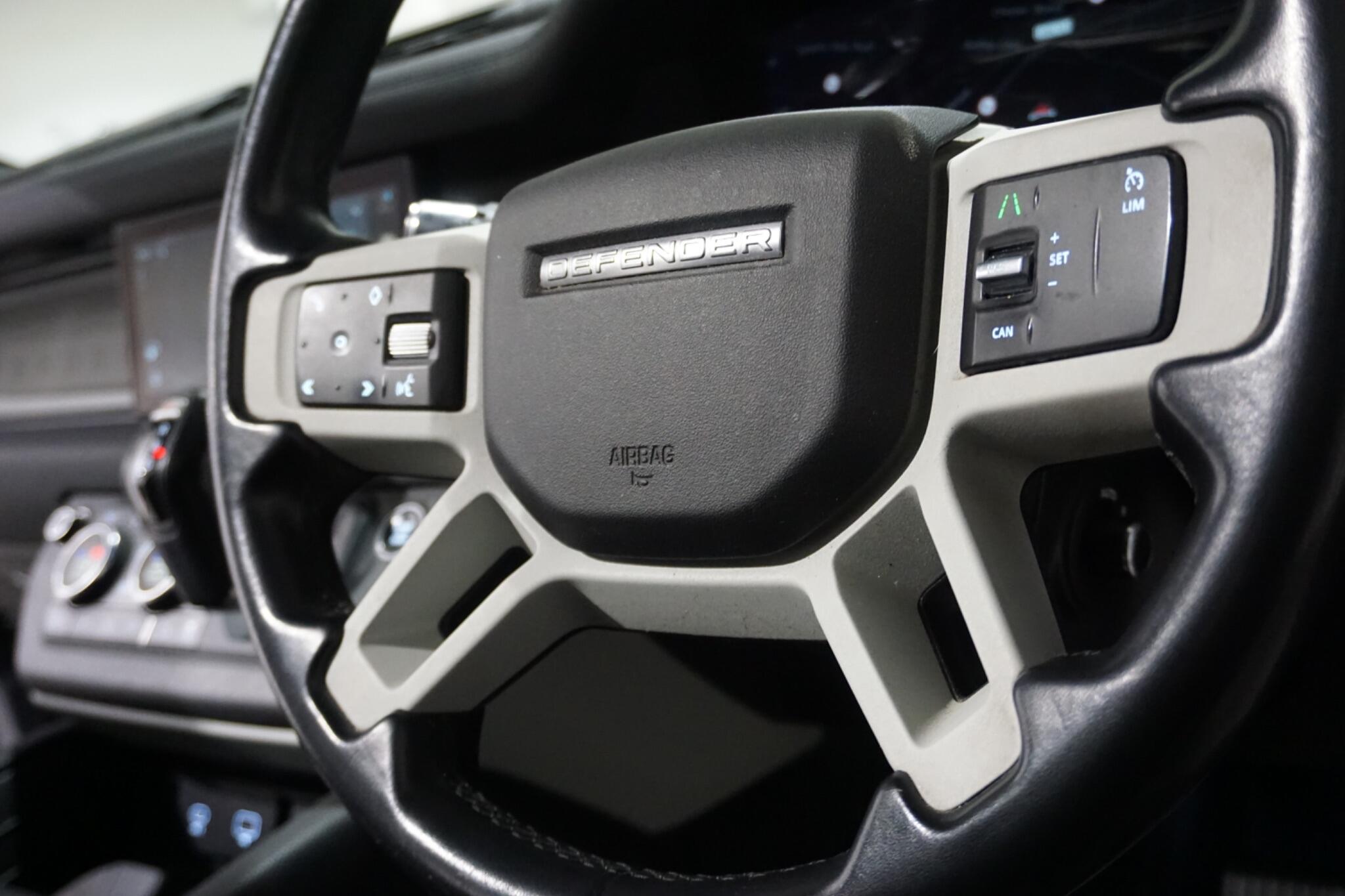 Land Rover Defender 110 3.0 D250 MHEV X-Dynamic SE SUV 5dr Diesel Auto 4WD Euro 6 (s/s) (250 ps)